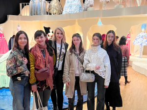 48 godzin i 6 wystaw – modowo-kostiumowy maraton w Londynie!